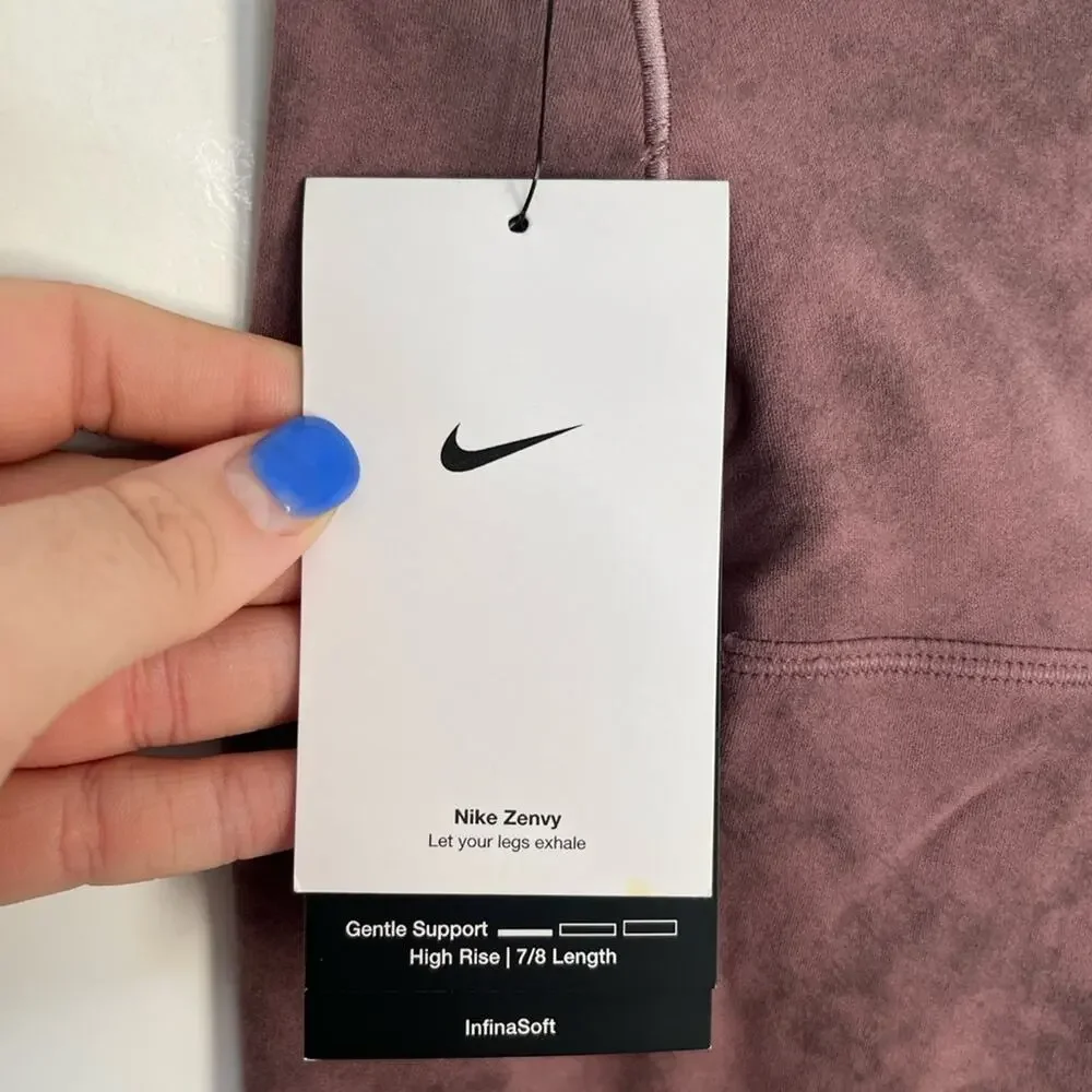 Nike womens zenvy